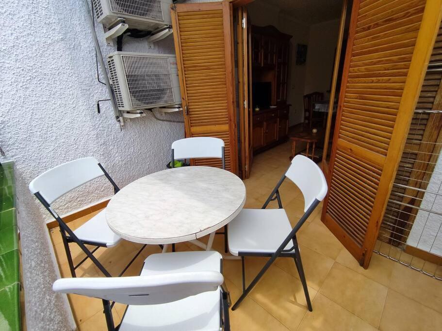 Apartamento Comodo A 300 Metros De La Playa ซานตาโปลา ภายนอก รูปภาพ