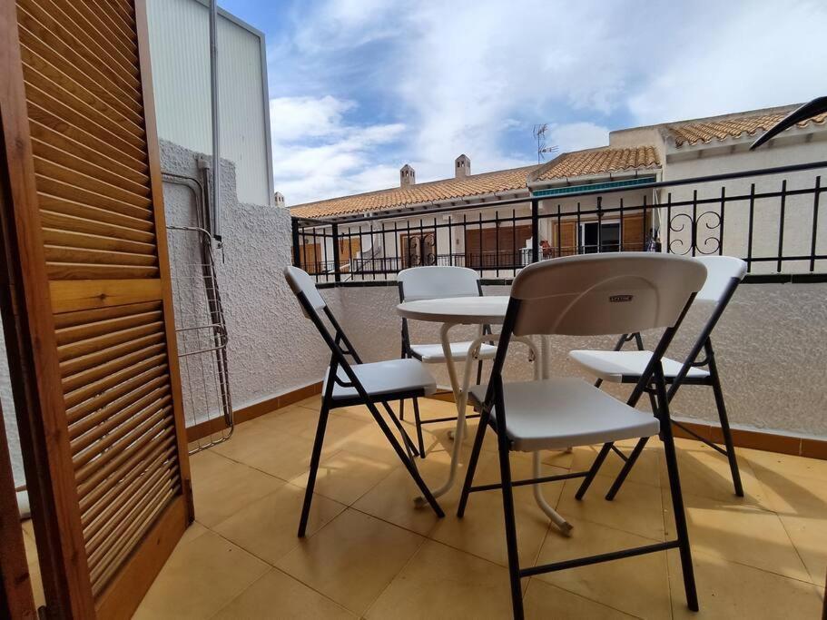 Apartamento Comodo A 300 Metros De La Playa ซานตาโปลา ภายนอก รูปภาพ