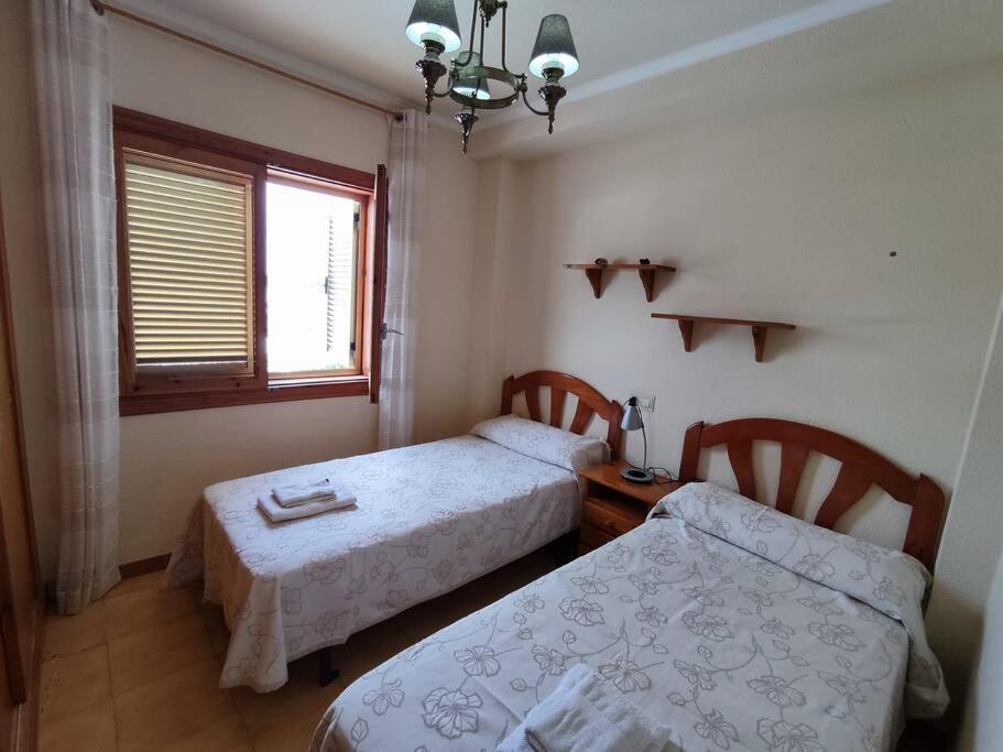 Apartamento Comodo A 300 Metros De La Playa ซานตาโปลา ภายนอก รูปภาพ